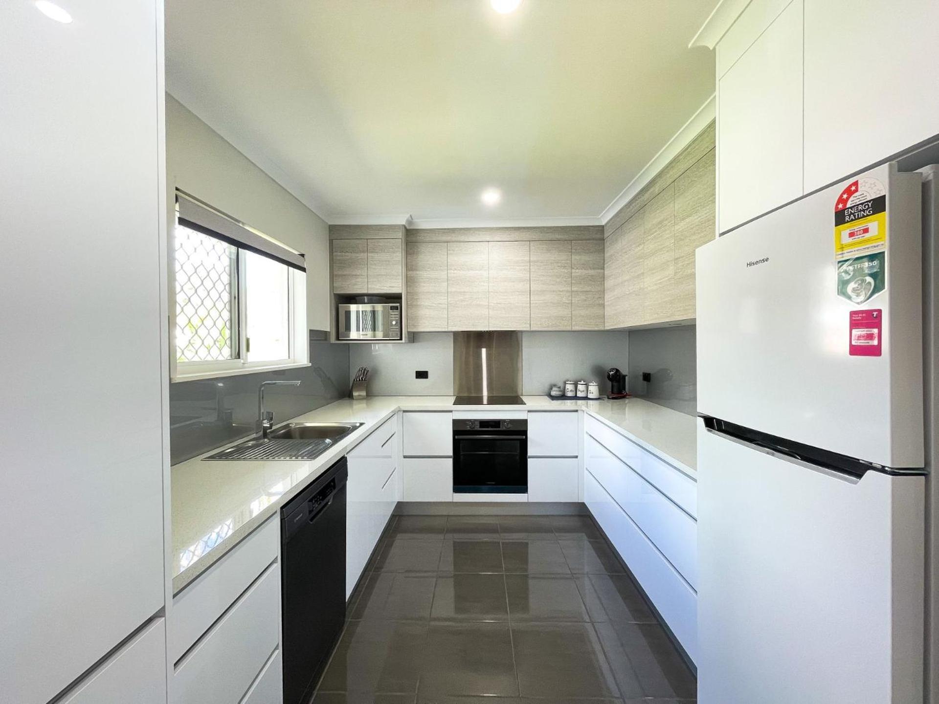 Beach House On Burrum- Close To Beach- 3Br- Wifi-Foxtel Woodgate Esterno foto