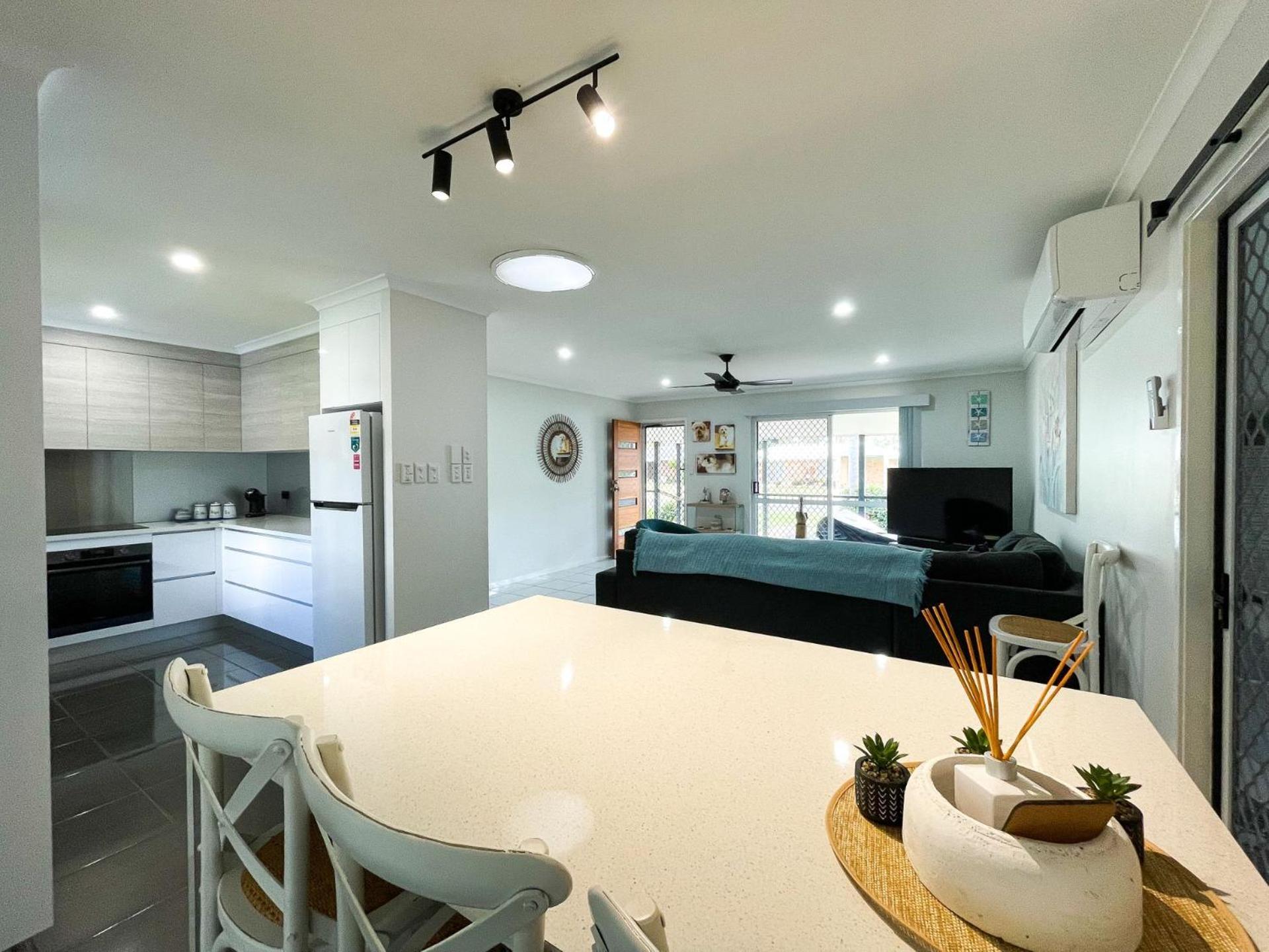 Beach House On Burrum- Close To Beach- 3Br- Wifi-Foxtel Woodgate Esterno foto